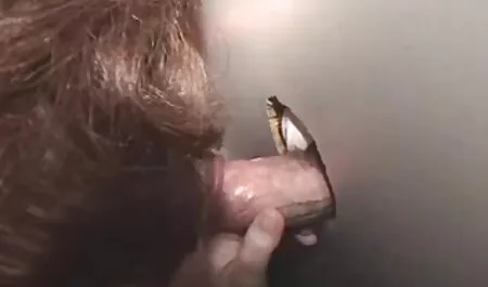 Anime a un amante que estaba un poco borracho con la cabeza videos xxx caseros veteranas en shnyag, apretando su cabello y empujando su prepucio hacia su garganta