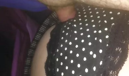 Negro Chica solo poke Un Vagina en el cámara en sacudida el jóvenes y la danza bajo el videos con veteranas tv