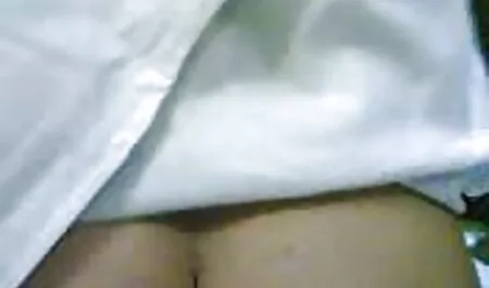 fotógrafo novato pegajosa señorita veteranas foyando perfección en un café cerca del apartamento y lo llevó a la dryuchit
