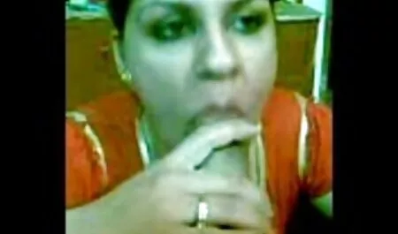 Los ladrones barbudos especiales cayeron las llaves debajo videos de veteranas lesbianas del sofá para disfrutar de un buen culo