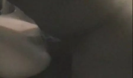 Un camarero morder el ano del veteranas buenas follando hombre y roto en forma, que sea más rápido