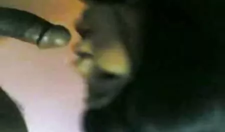 Follando con dificultad para respirar, un miembro veteranas follando videos gratis entre sus piernas y le dio una palmada