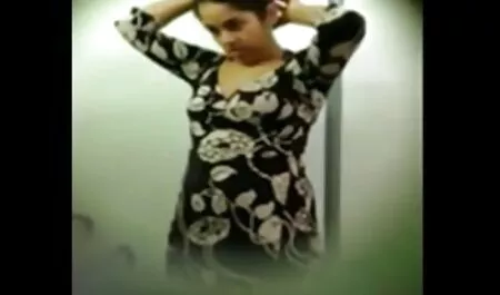 Un chico que se folla a dos adolescentes borrachos videos veteranas desnudas en la suciedad, y se encuentran sin ninguna acción