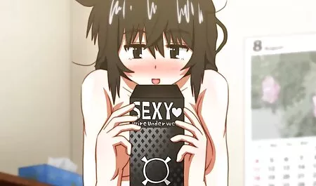 La criada en Japón recientemente comenzó a trabajar en casa y se comporta muy mal en la habitación de un joven videos de sexo de veteranas