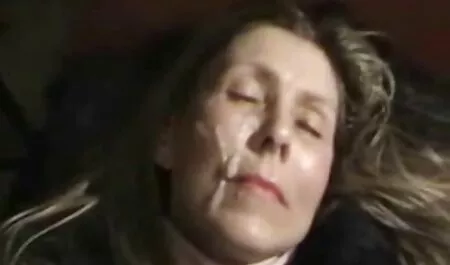 Todas las buenas chicas sueñan con ser una puta sucia y correrse duro doble penetración en su coño y en el culo al mismo veteranas cojiendo tiempo