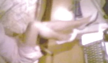 Castigo de una criada con un pedo golpeando por el bien de los cerdos en la habitación de su lesbianas veteranas xxx amo con el uso de la fuerza más