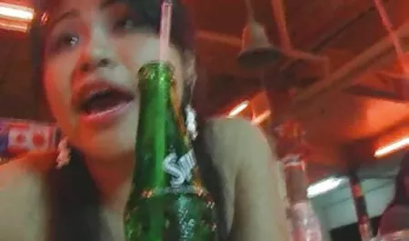 El chico compró una nueva cámara y decidió probar con usted su ruso para filmar porno casero veteranos cojiendo de su primera